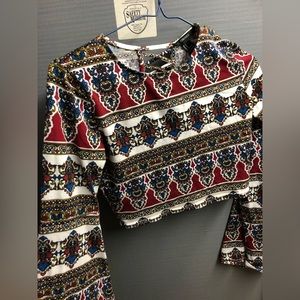 Great pattern, crop top